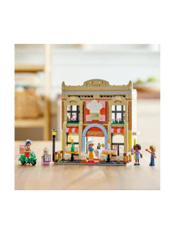 Rakennussarjat<LEGO FRIENDS Ravintola-alan oppilaitos 42655
