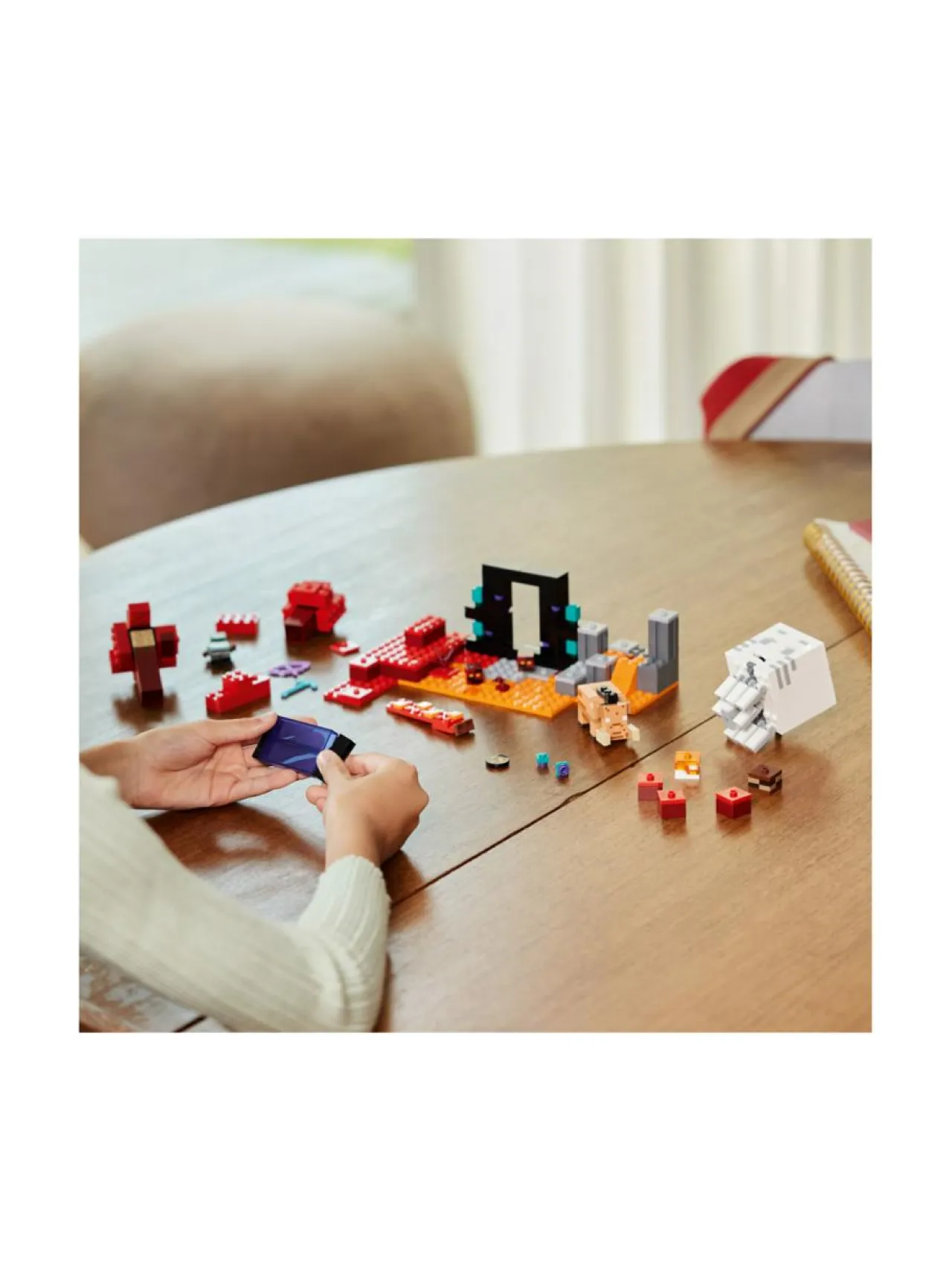 Rakennussarjat<LEGO MINECRAFT Hornaportaalin väijytys 21255