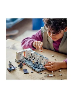 Rakennussarjat<LEGO STAR WARS Astuminen Tantive IV™ ‑alukseen 75387