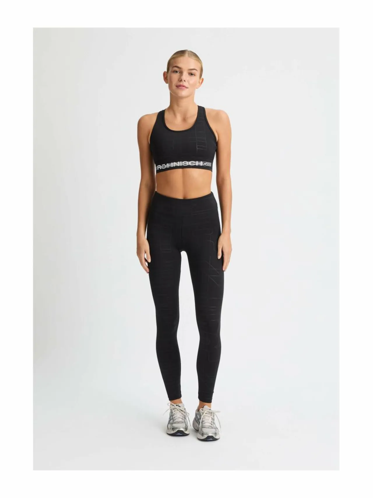 Urheiluhousut & Treenitrikoot<Röhnisch Logo Effect High Waist -treenitrikoot T487 BLACK LOGO EMBOSS