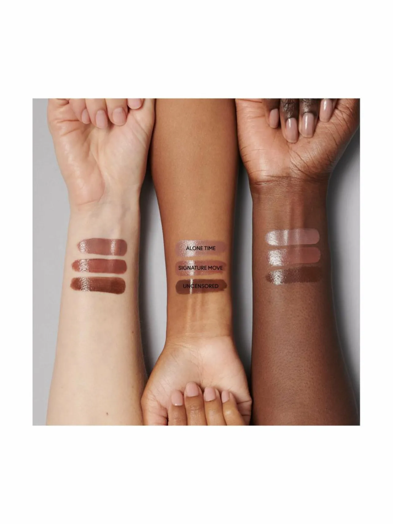 Huulet<MAC Lustreglass Lipstick -huulipuna ALONE TIME