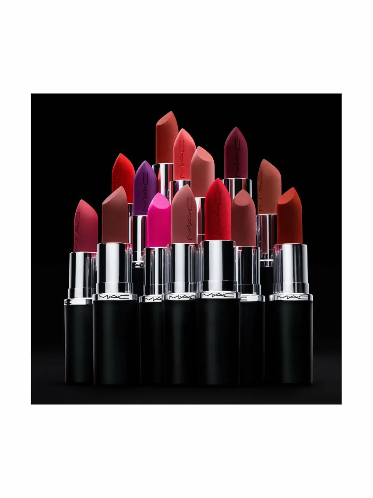 Huulet<MAC ximal Matte Lipstick -huulipuna
