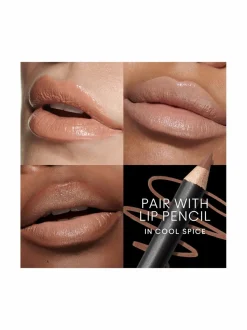 Huulet<MAC ximal Satin Lipstick -huulipuna