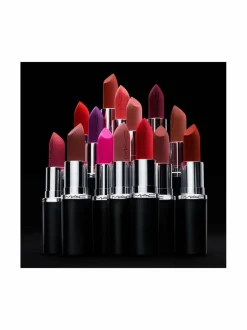 Huulet<MAC ximal Silky Matte Lipstick -huulipuna CAPTIVE AUDIENCE