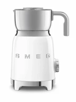 Smeg Maidonvaahdotin^ Kahvin- & Vedenkeittimet