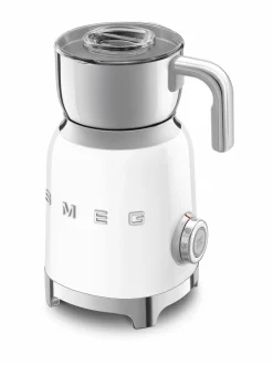 Smeg Maidonvaahdotin^ Kahvin- & Vedenkeittimet