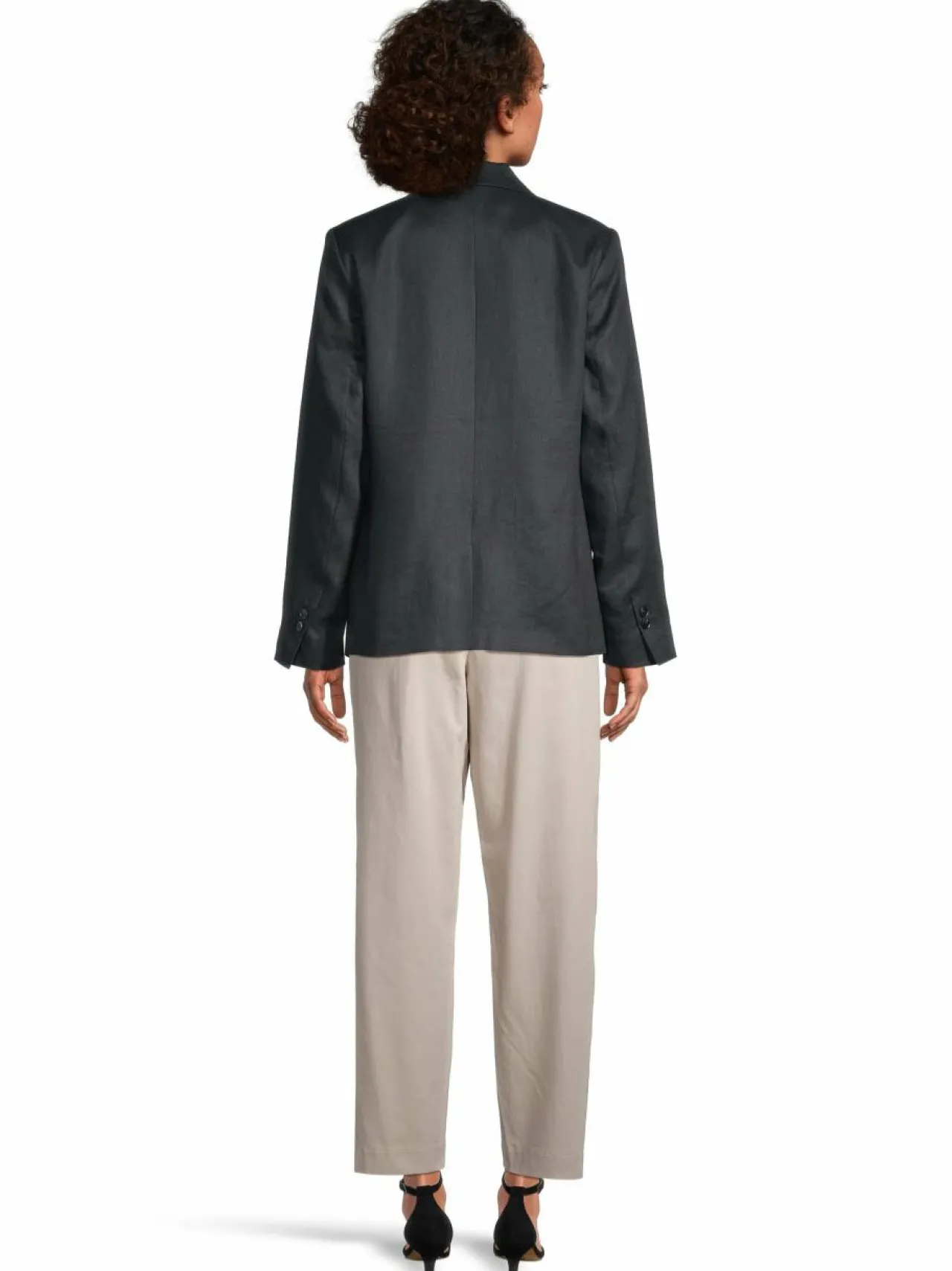 ESSENTIALS by Stockmann Malin-bleiseri^ Bleiserit & Jakut
