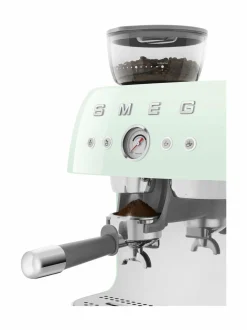Kahvin- & Vedenkeittimet<Smeg Manuaalinen espressokone PASTEL GREEN