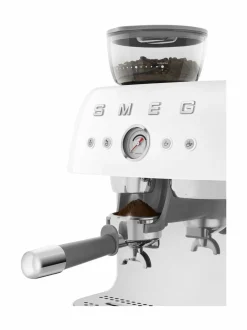 Smeg Manuaalinen espressokone^ Kahvin- & Vedenkeittimet