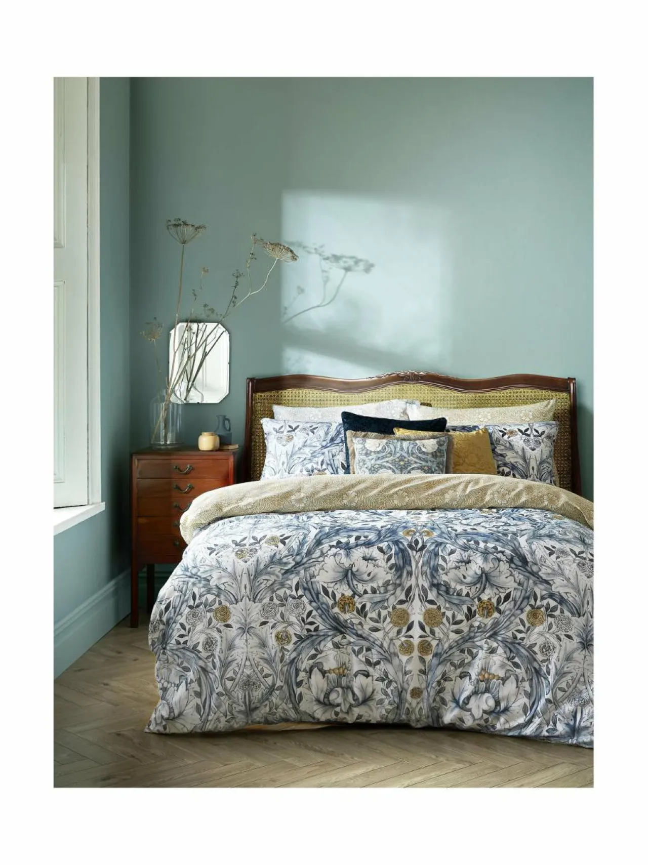 Liinavaatteet<William Morris At Home Marigold-satiinipussilakanasetti 14 PRUSSIAN BLUE
