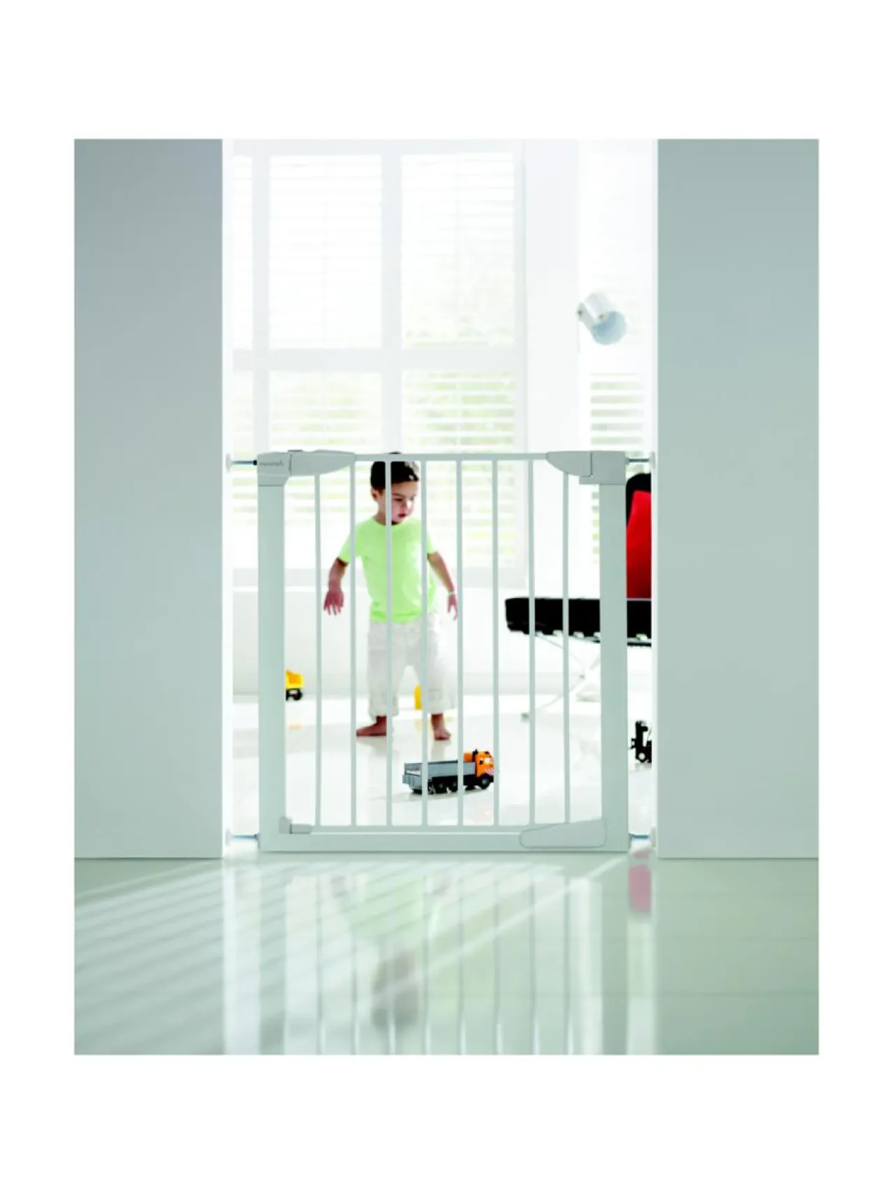 Munchkin turvaportti Auto close^ Lapsen Hoito