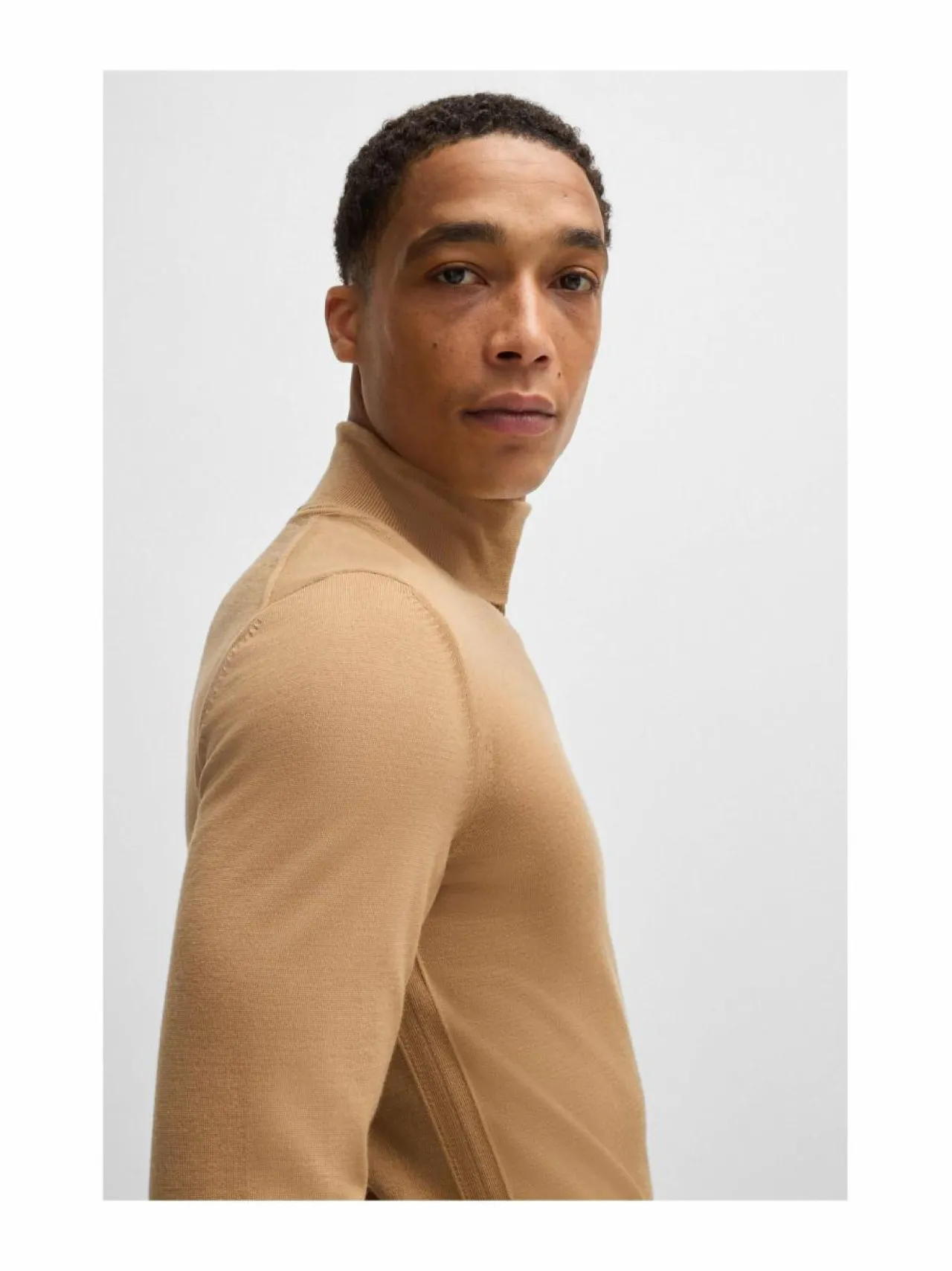 Neuleet<BOSS Musso-pooloneule 260 MEDIUM BEIGE