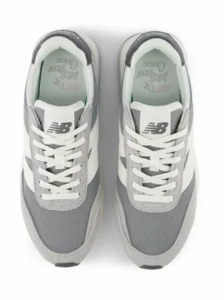 Urheilujalkineet|Tennarit & Sneakerit<New Balance 370-nahkasneakerit AH CONCRETE