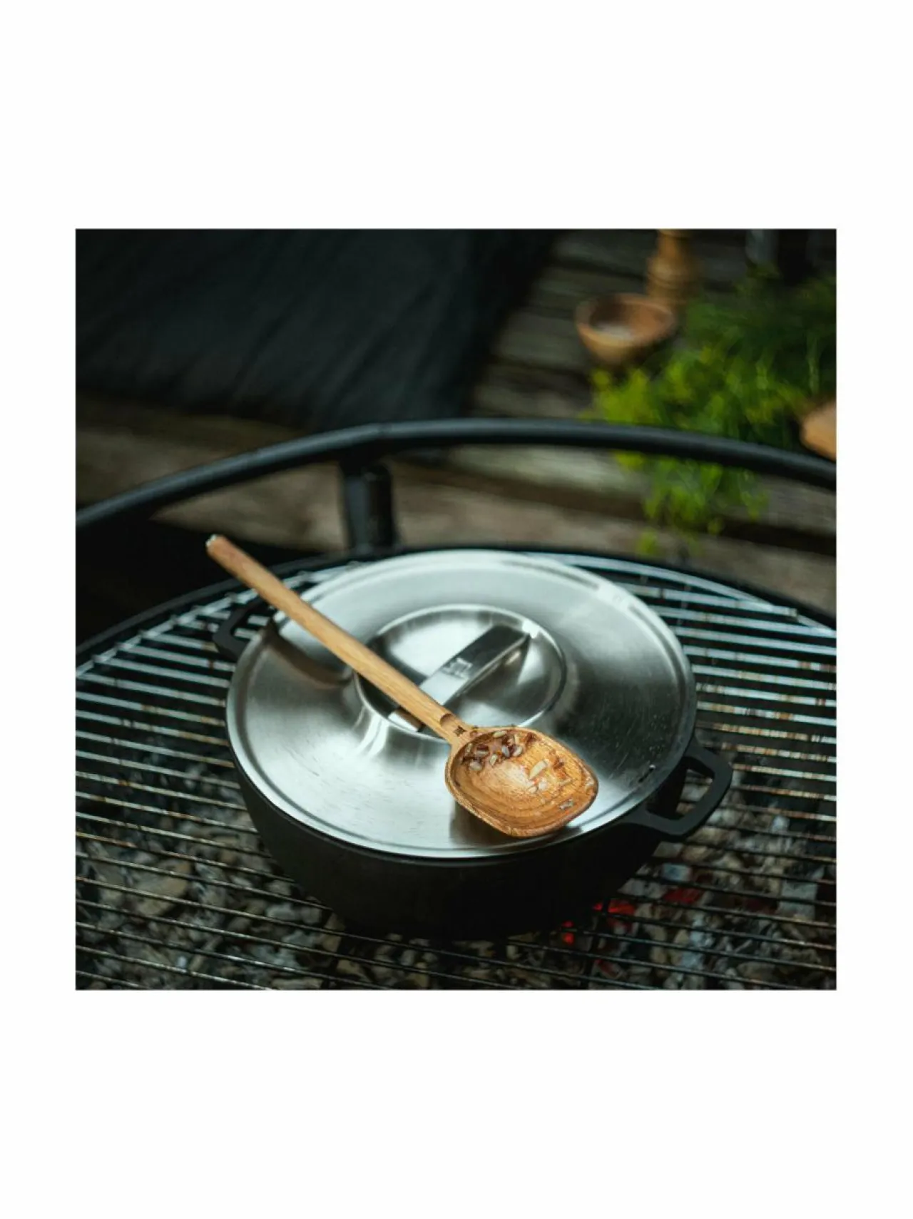 Grillit & Grillitarvikkeet<Fiskars Norden Grill Chef -valurautapata 30 cm BROWN