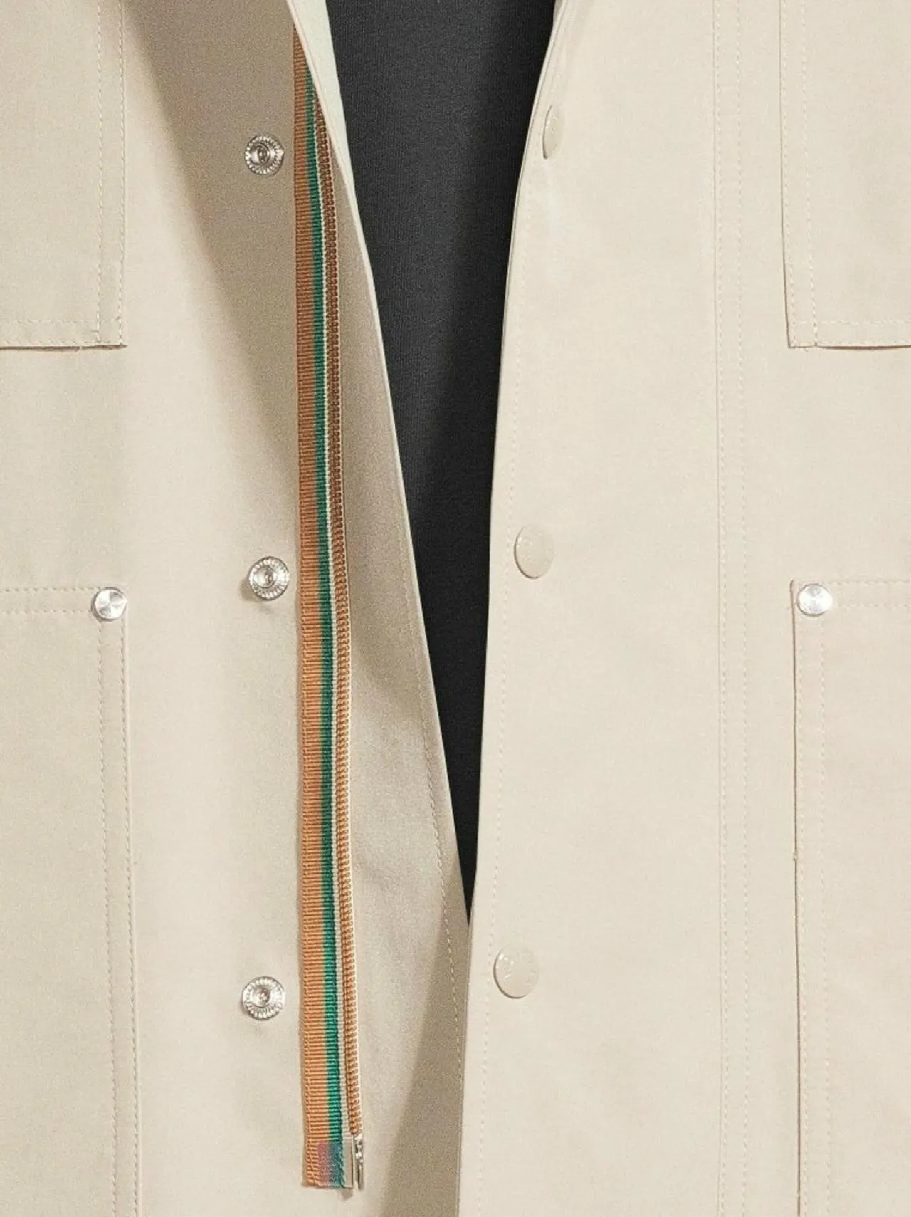 Takit<Moncler Noues Field -kevyttakki 204 STONE