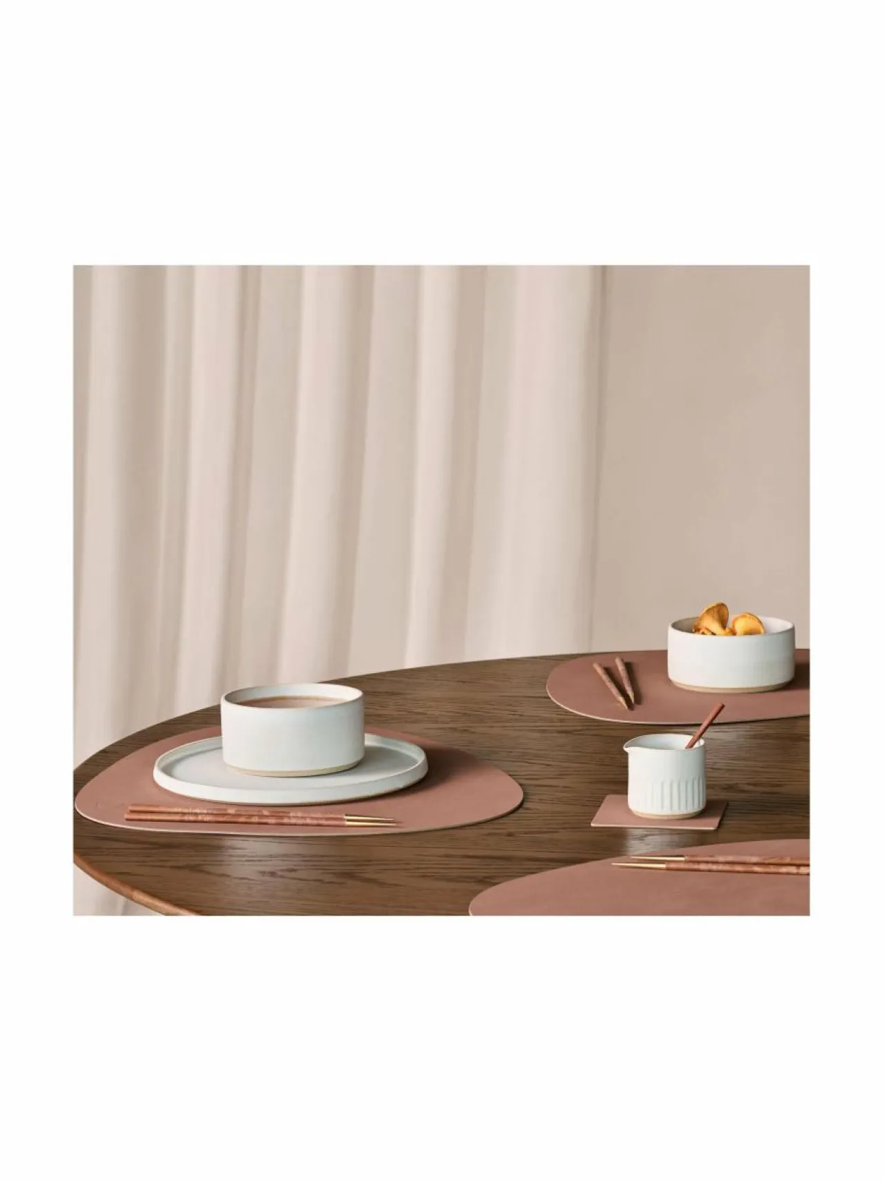 Lind DNA Nupo Curve L -pöytätabletti^ Keittiö- & Kattaustekstiilit