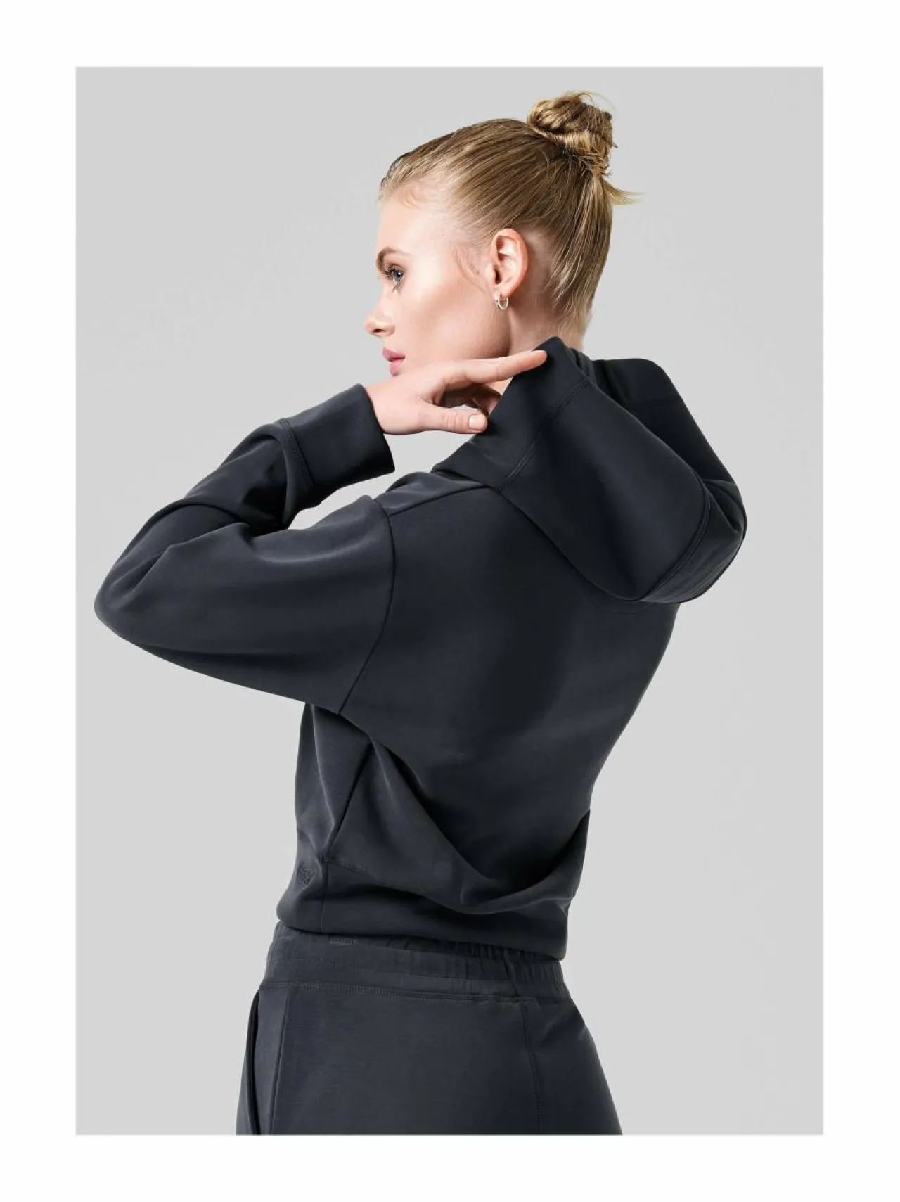 Paidat, Hupparit & Colleget<Casall Peachy-huppari 388 ALMOST BLACK