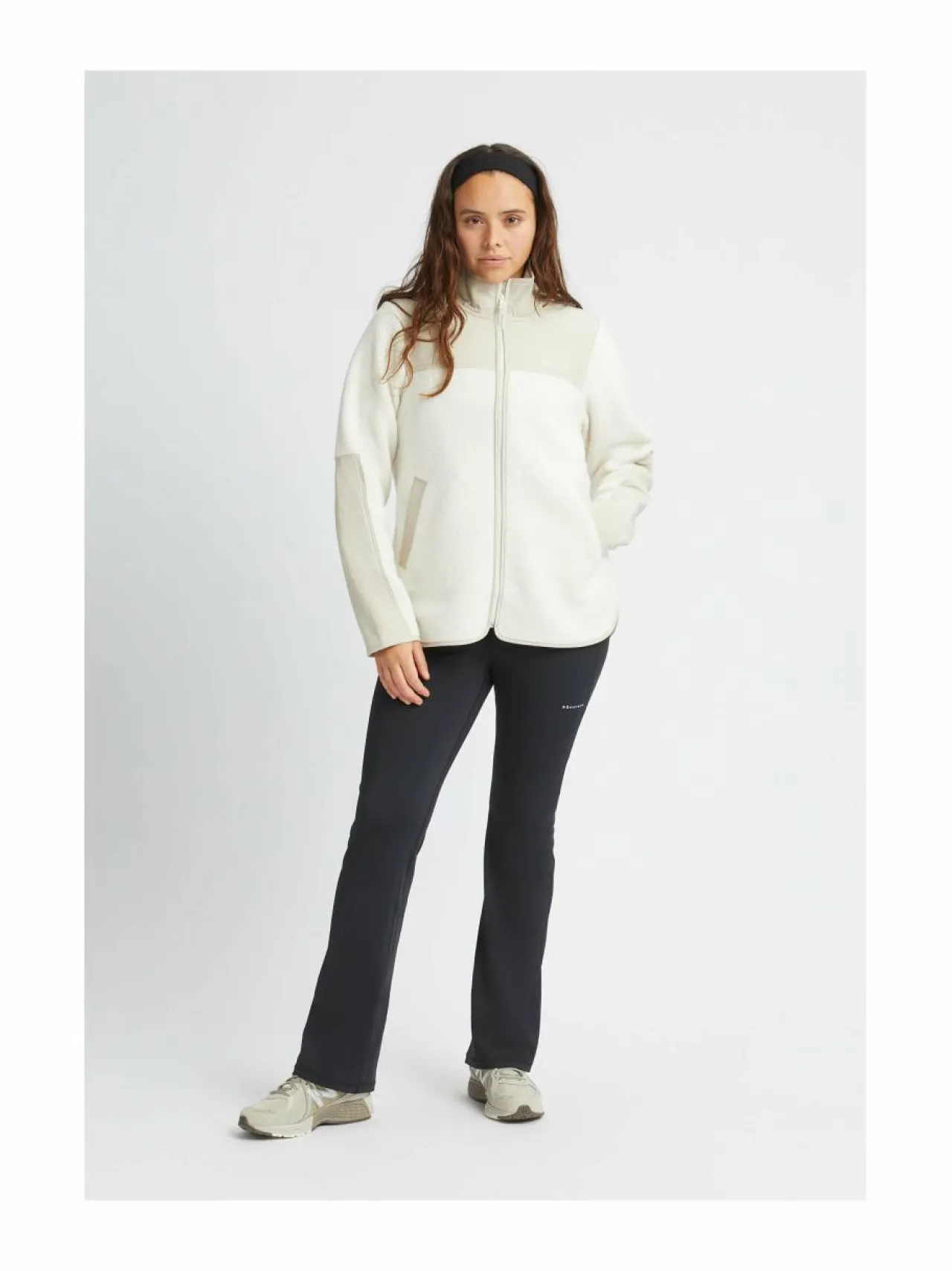 Paidat, Hupparit & Colleget<Röhnisch Phoebe-fleecetakki S529 PEYOTE BEIGE