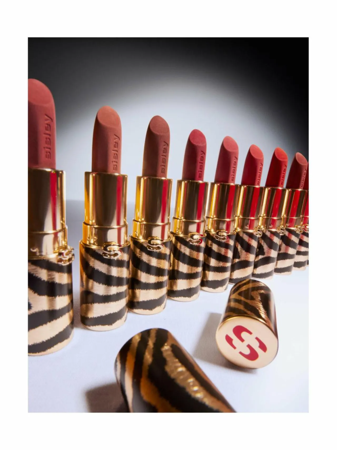 Huulet<Sisley Phyto Rouge Velvet -huulipuna