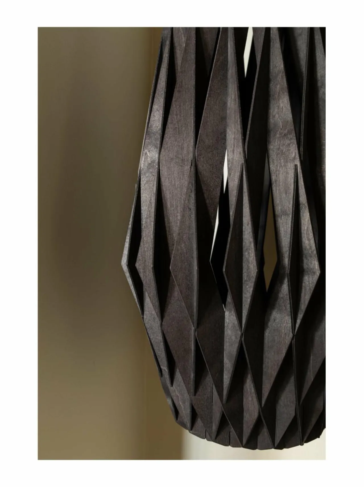 PILKE Signature 30/70 -riippuvalaisin^ Kattovalaisimet