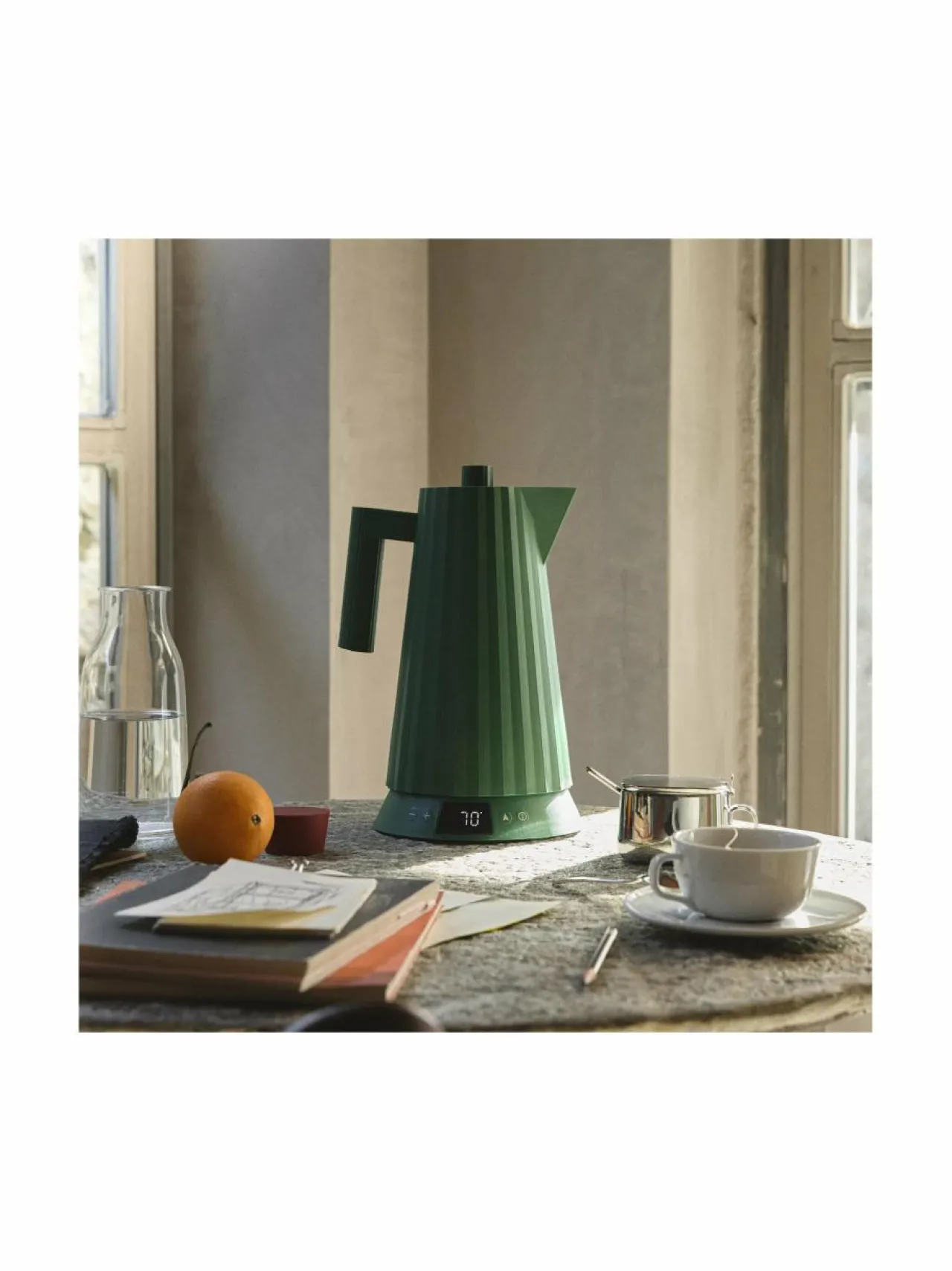 Alessi Plissé-vedenkeitin lämpötilansäädöllä 1,7 l^ Kahvin- & Vedenkeittimet