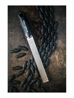 Keittiötarvikkeet<Microplane Premium-raastin MUSTA
