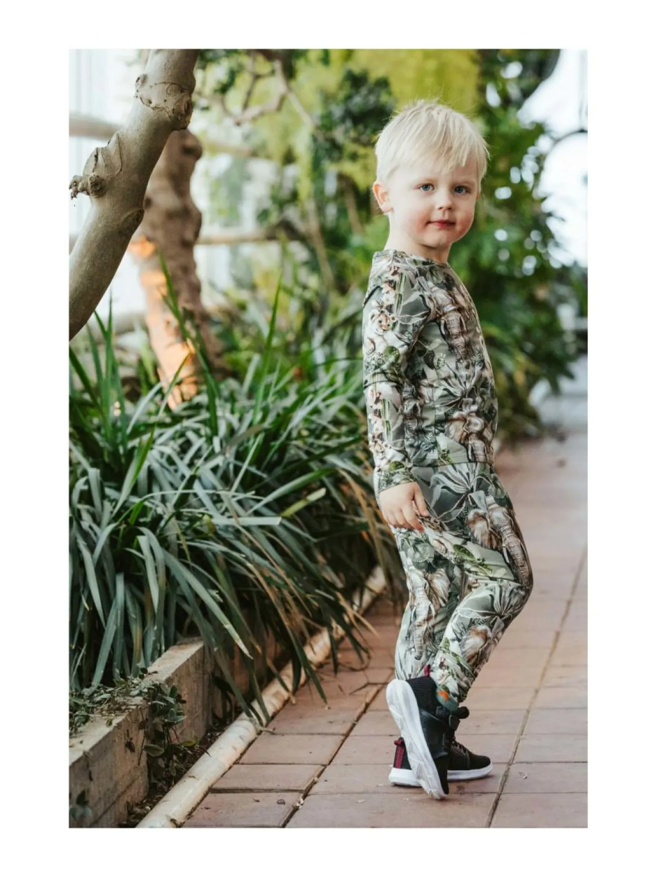 Nakoa Print Leggings,^ Collegehousut & Leggingsit