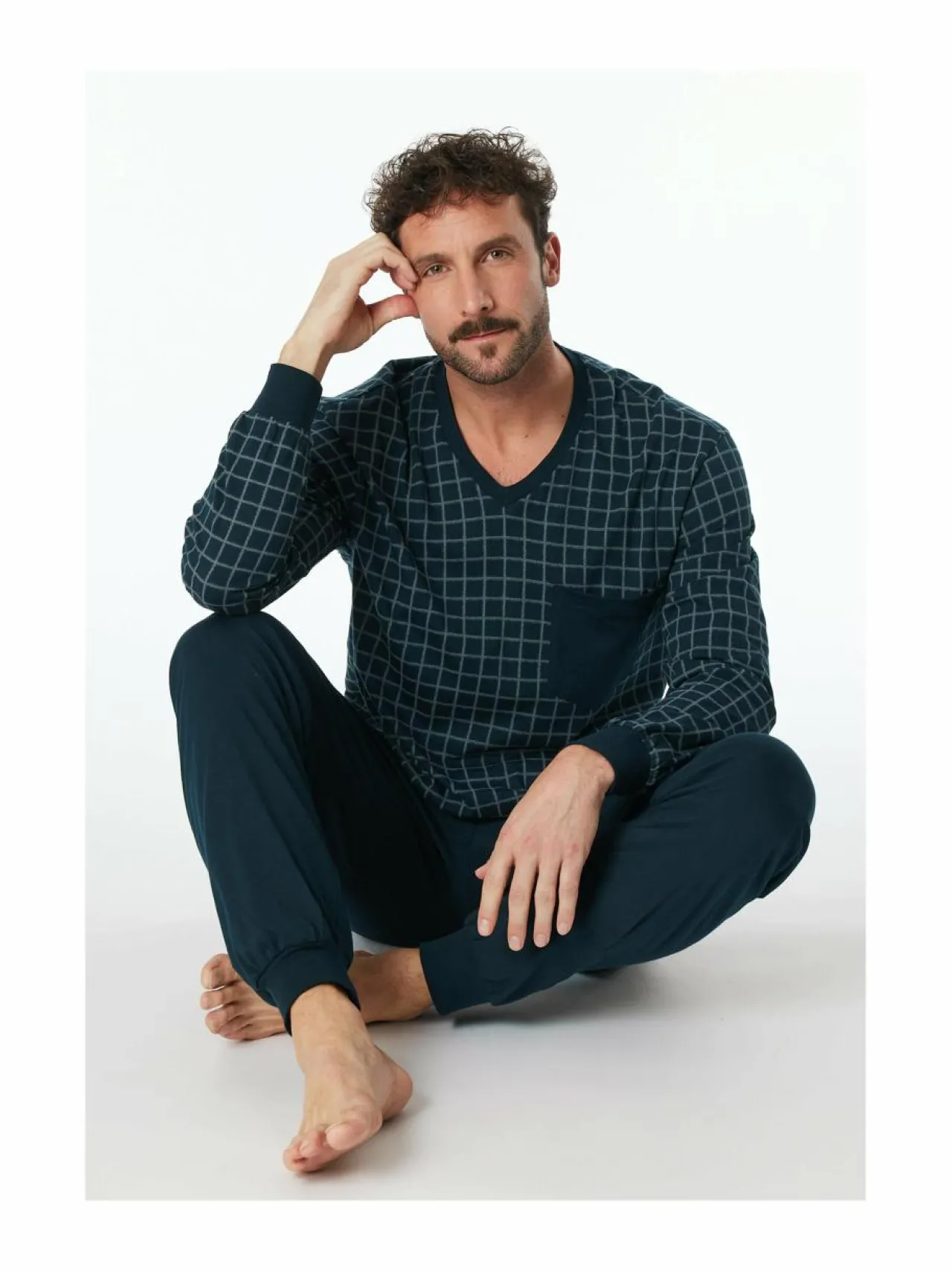 Schiesser Pyjamahousut ja -paita^ Pyjamat & Kylpytakit