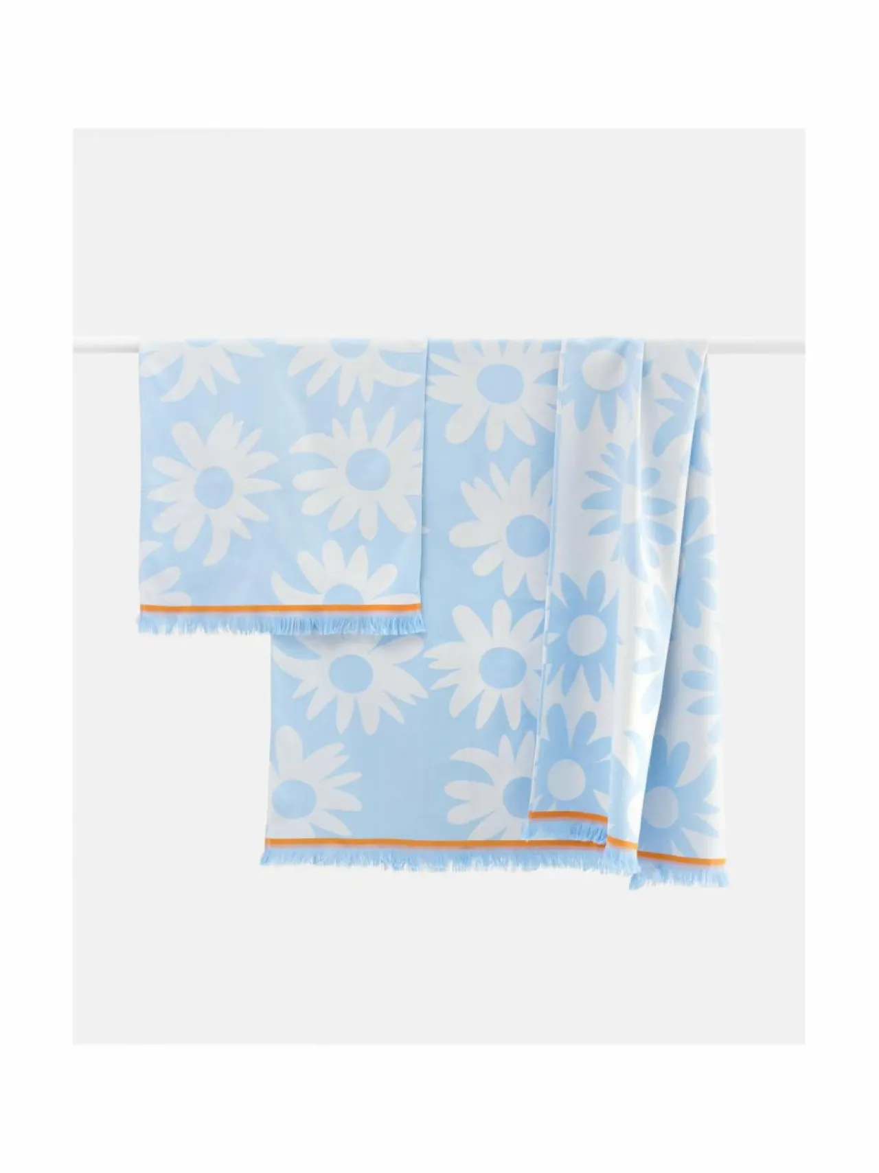 Marimekko Rakastaa ei rakasta -hamampyyhe^ Kylpyhuonetekstiilit