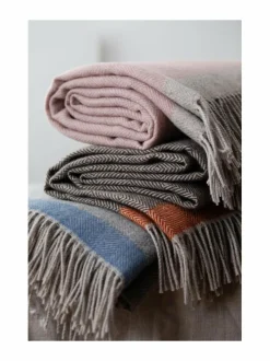 Huovat & Päiväpeitot<Lapuan Kankurit Rauha-villahuopa 130 x 180 cm ROSE-BEIGE