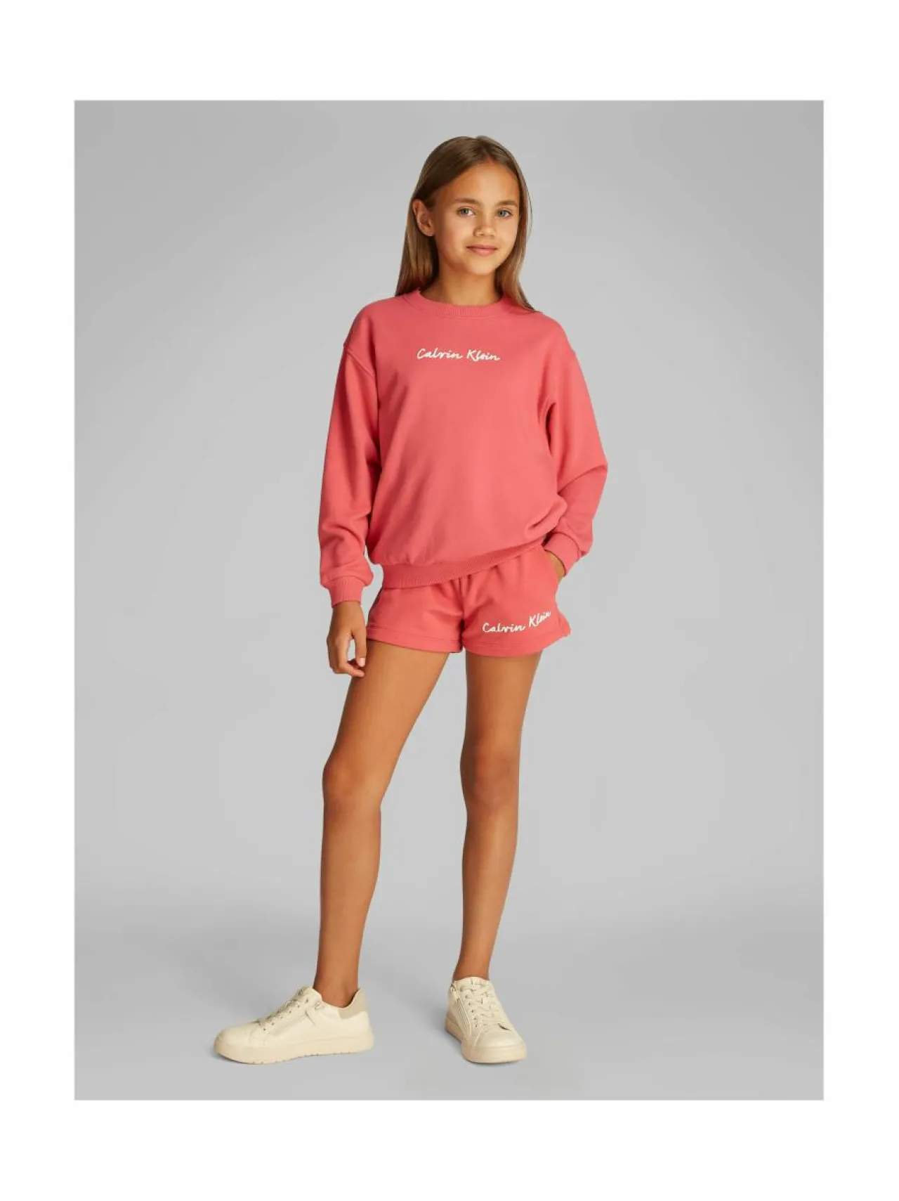 Calvin Klein Kids Script Logo -collegepaita^ Colleget & Hupparit