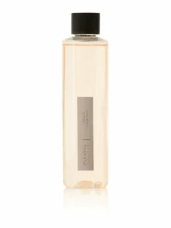 Huonetuoksut & Tuoksukynttilät<Millefiori Selected Cedar -diffuuserin täyttöpullo 250 ml