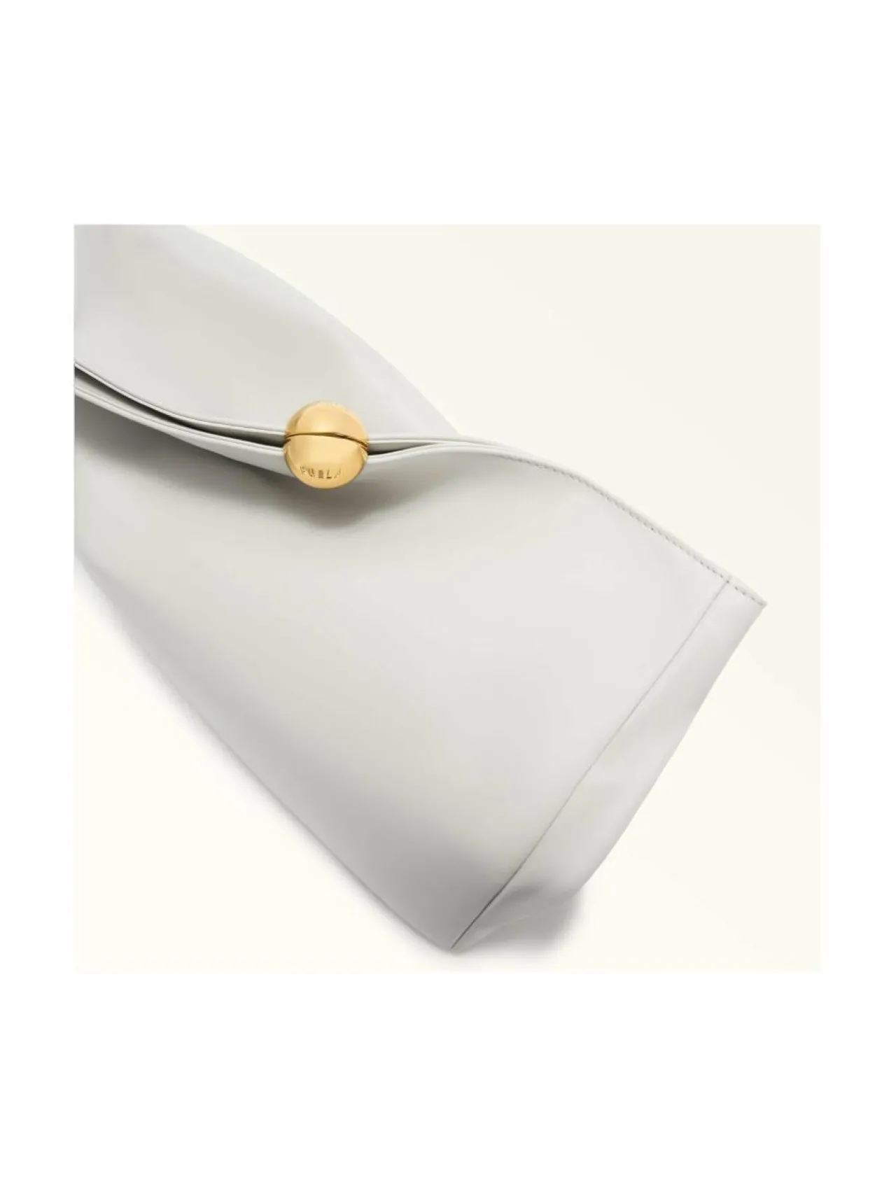 Pikkulaukut<Furla Sfera Soft M Clutch -nahkalaukku 1704S MARSHMALLOW