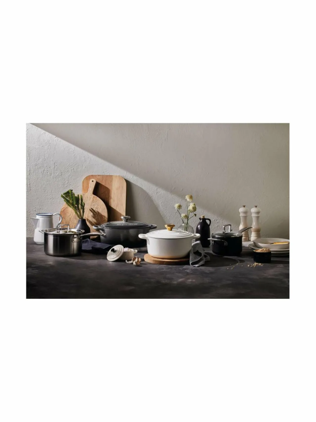 Le Creuset Signature Round -valurautapata 28 cm^ Keitto- & Paistoastiat
