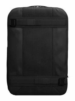 Reput<Db Skateboarding Daypack -reppu 20 l 0049 BLACK OUT