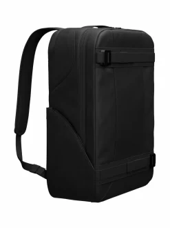 Reput<Db Skateboarding Daypack -reppu 20 l 0049 BLACK OUT