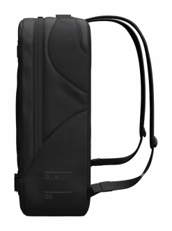Reput<Db Skateboarding Daypack -reppu 20 l 0049 BLACK OUT