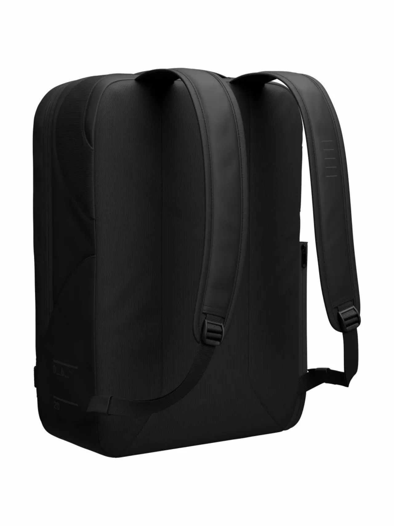Reput<Db Skateboarding Daypack -reppu 20 l 0049 BLACK OUT