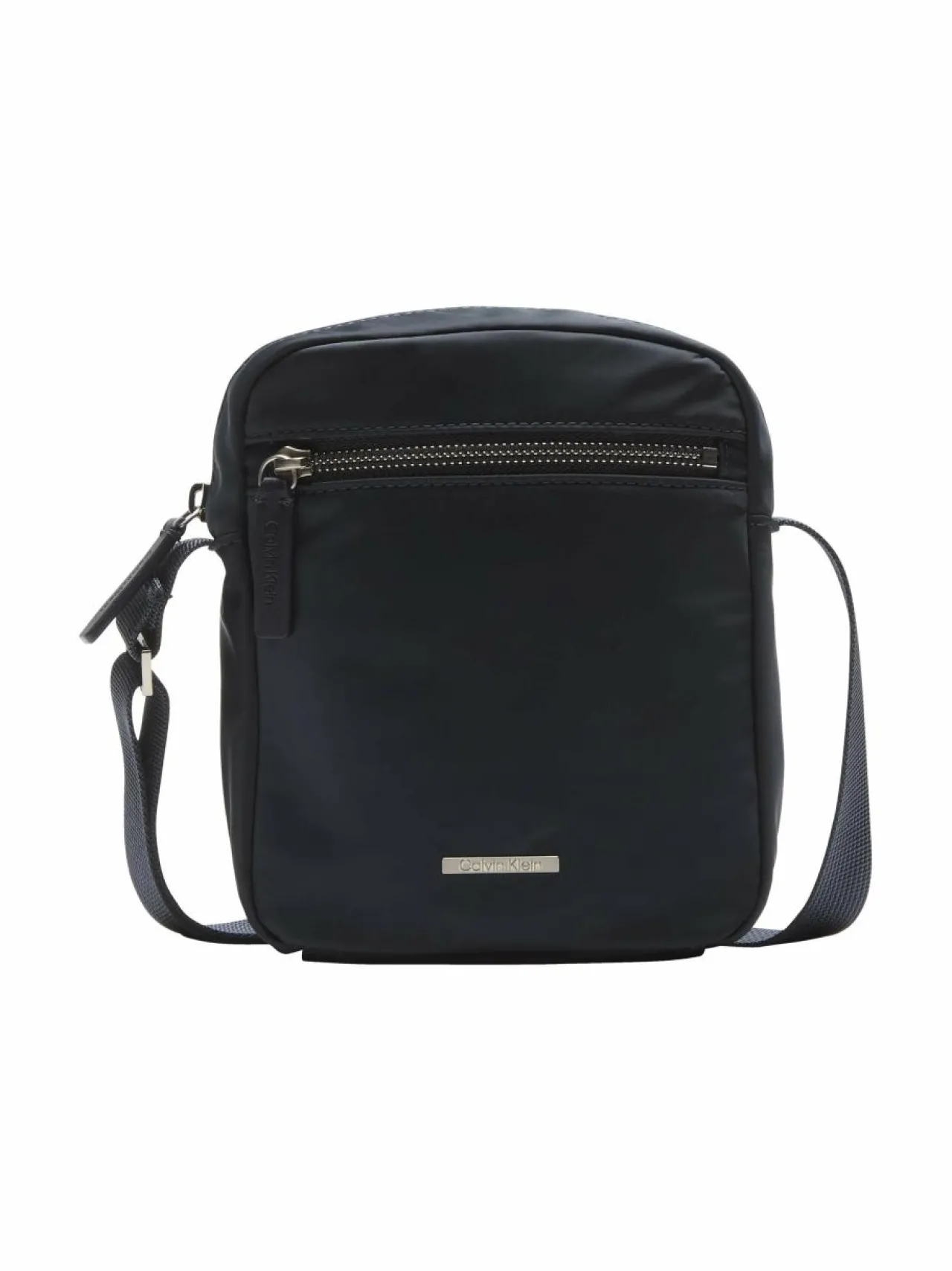 Calvin Klein Bags & Accessories Sleek Reporter -laukku^ Laukut