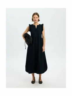 Selected SlfBlair Ida -mekko^ Mekot