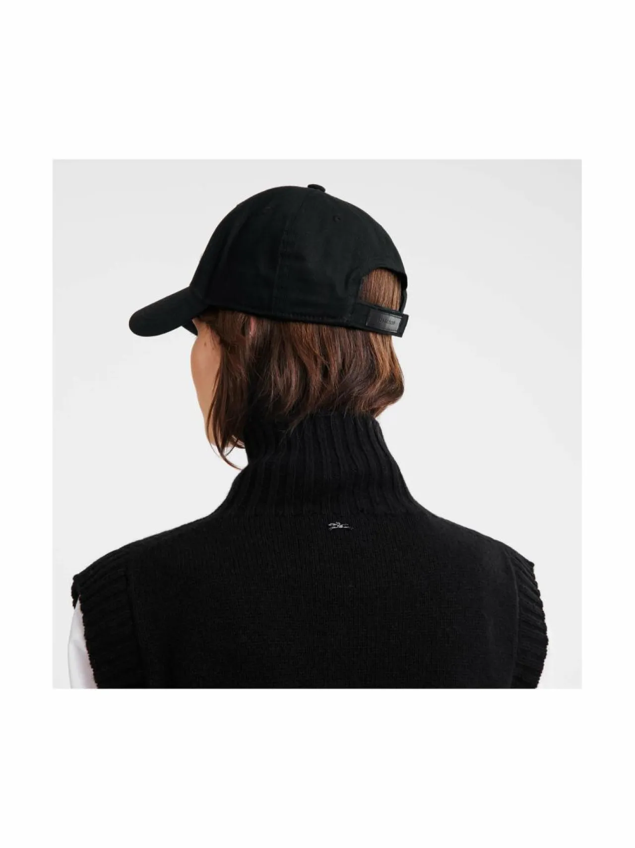 Korut<Longchamp Solid Cap -lippalakki 001 BLACK