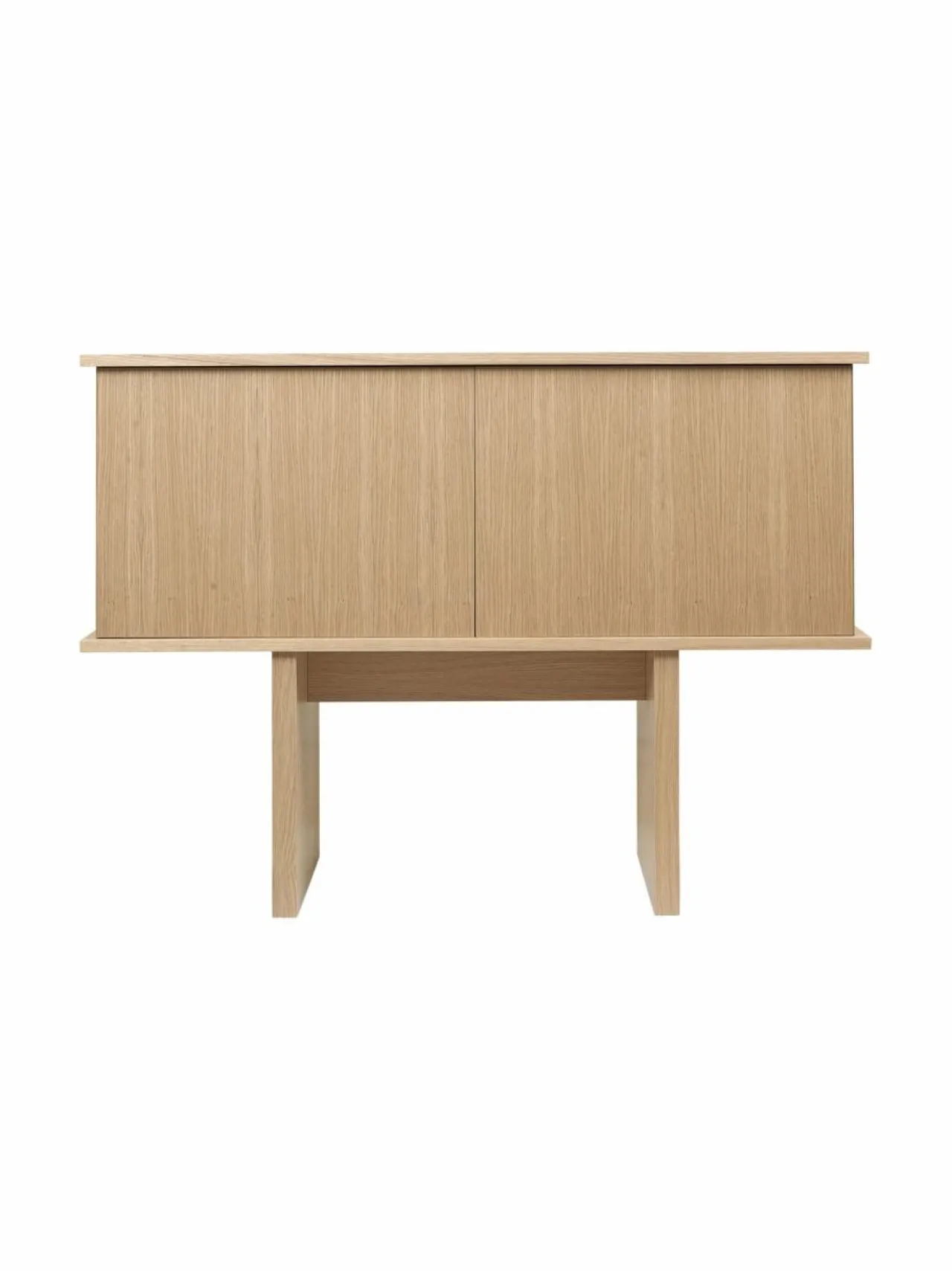 Ferm Living Stilt-senkki^ Lipastot & Tasot