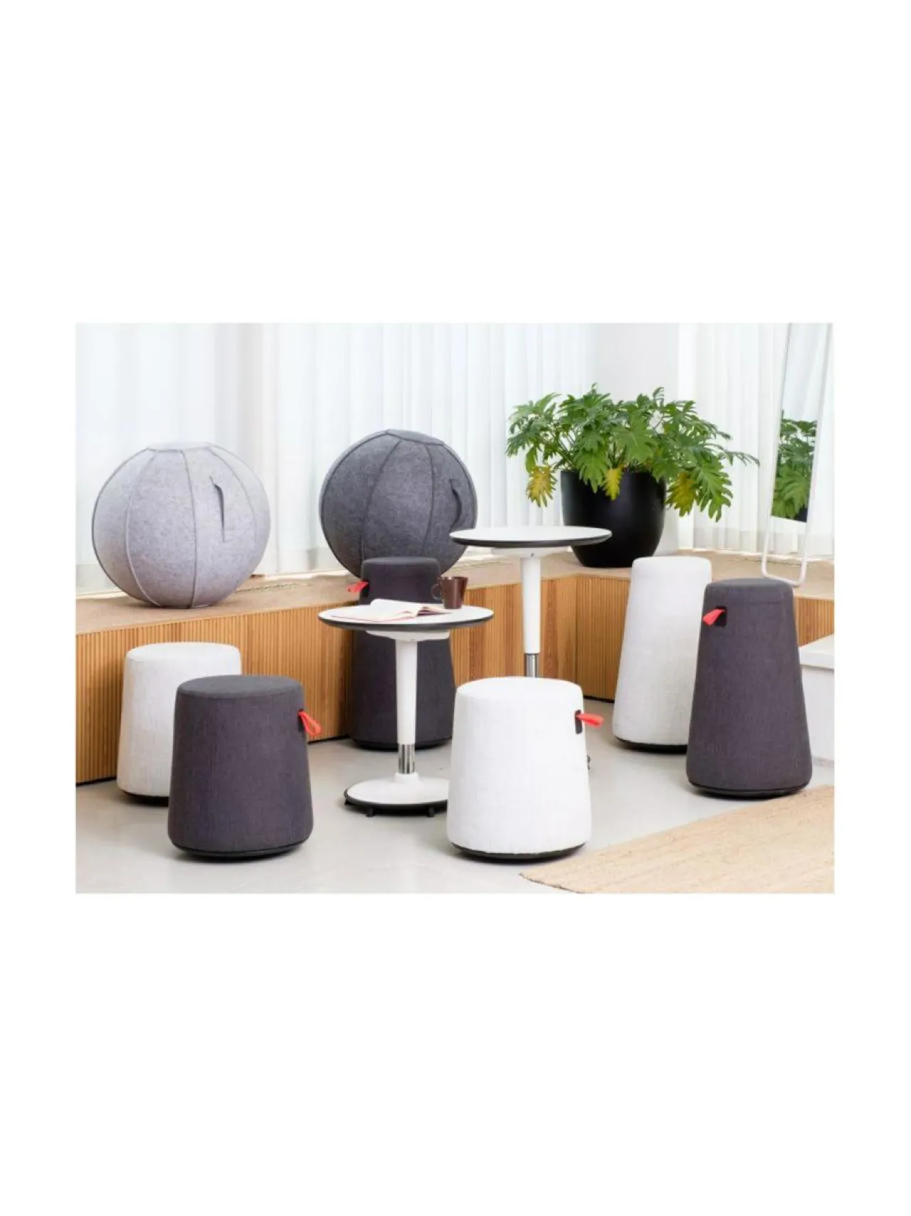 Tuolit & Jakkarat<Stoo® Active Ergonomics Stoo® Active Ball - Ø75 cm - Vaaleanharmaa