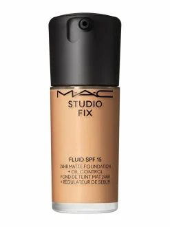 MAC Studio Fix Fluid Broad Spectrum SPF15 -meikkivoide 30 L^ Kasvot