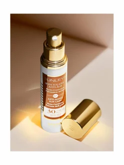 Sisley Sunleÿa Anti-Aging Sun Care SPF30 - aurinkovoide^ Aurinkotuotteet
