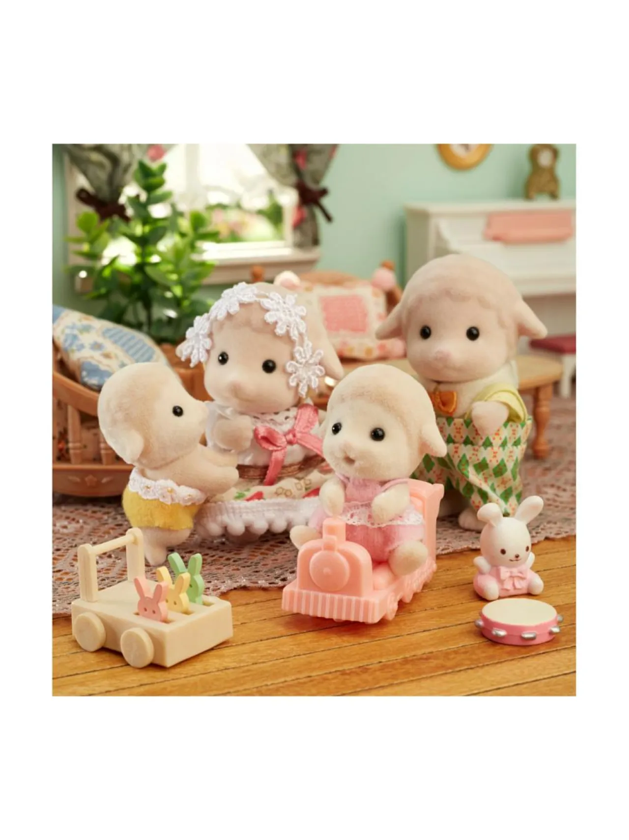 SYLVANIAN FAMILIES Lammasperhe^ Nuket & Nuken Tarvikkeet