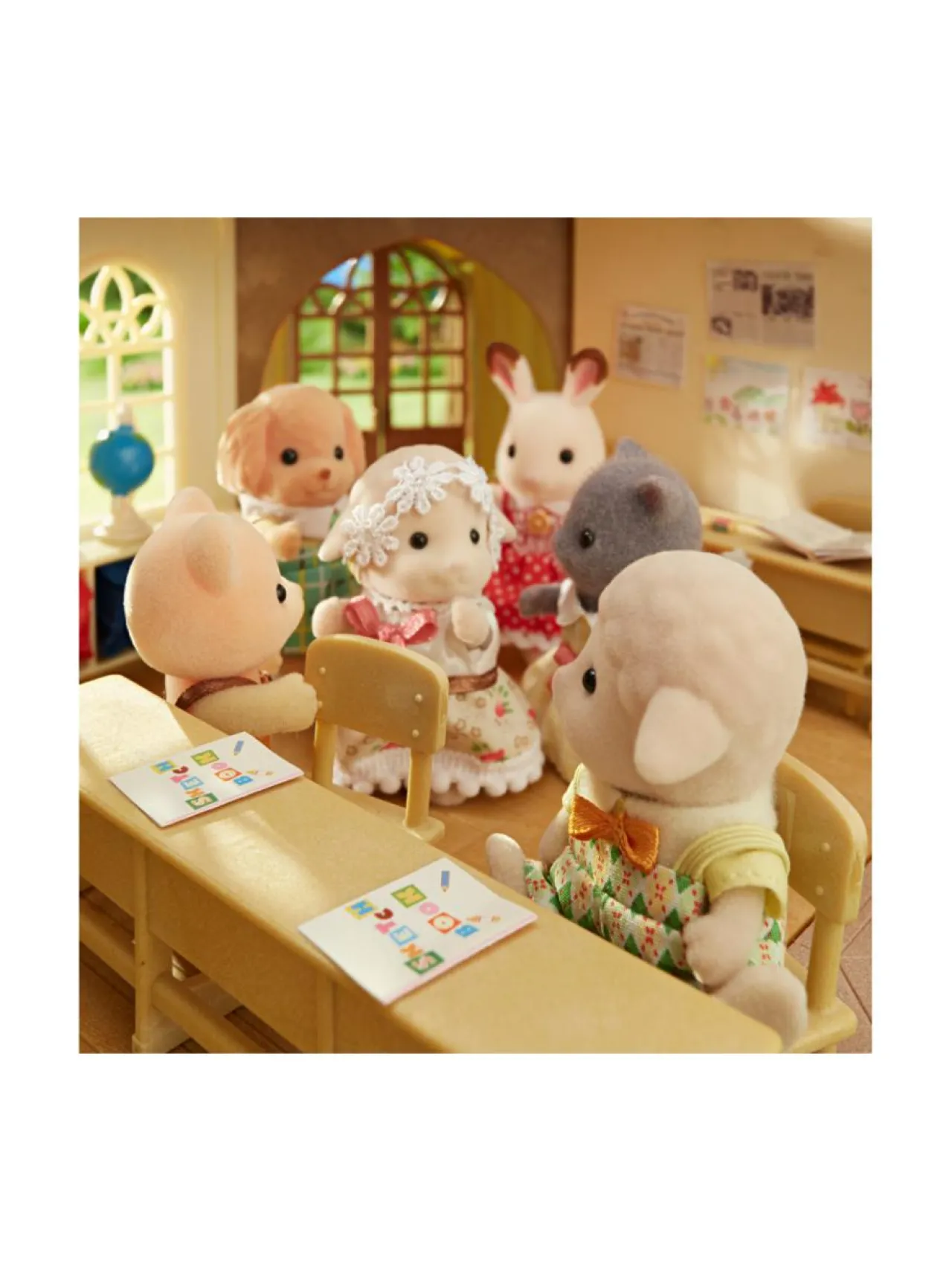 SYLVANIAN FAMILIES Lammasperhe^ Nuket & Nuken Tarvikkeet