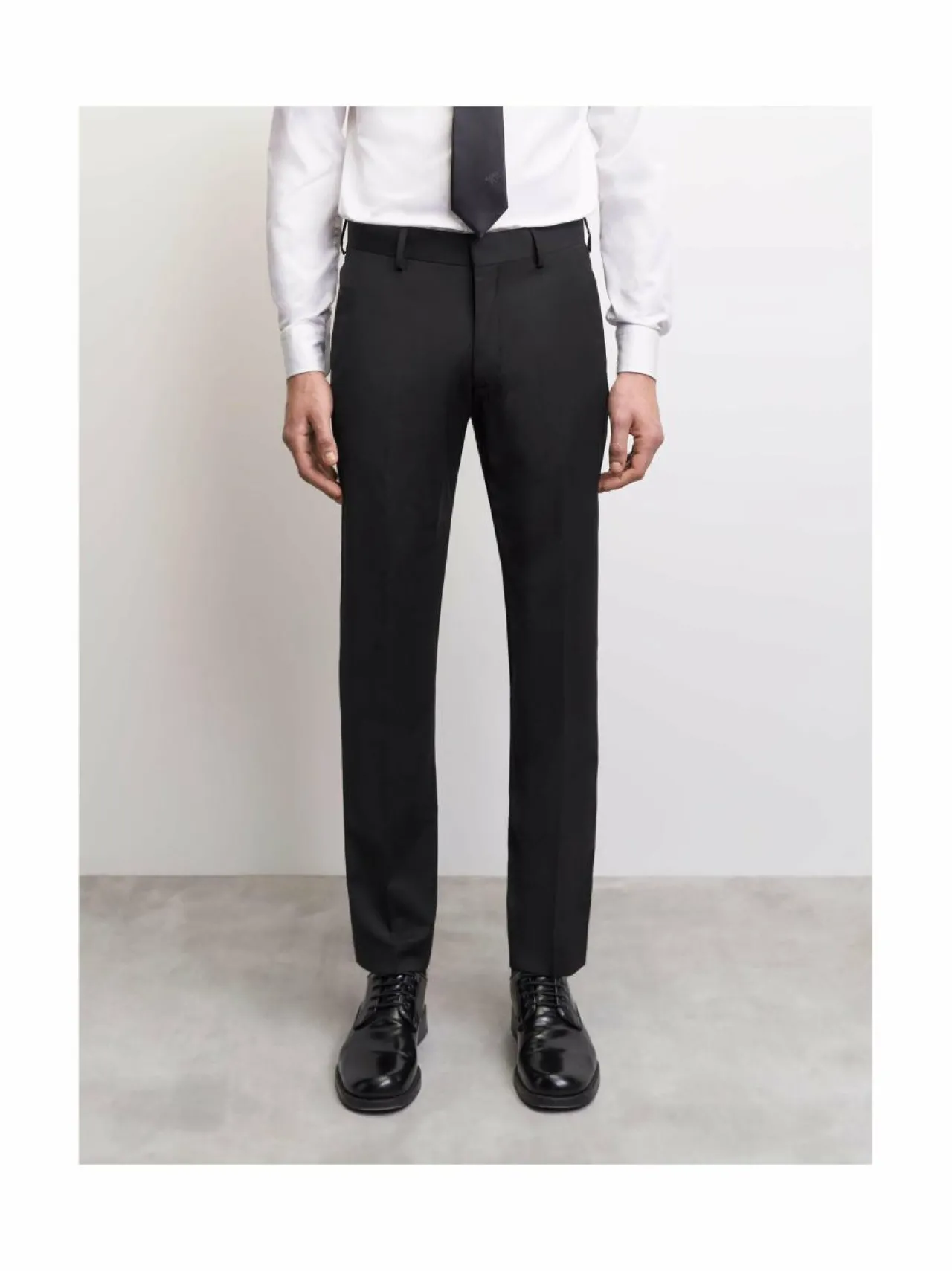 Puvut<Tiger of Sweden Tenutas-puvunhousut 050 BLACK