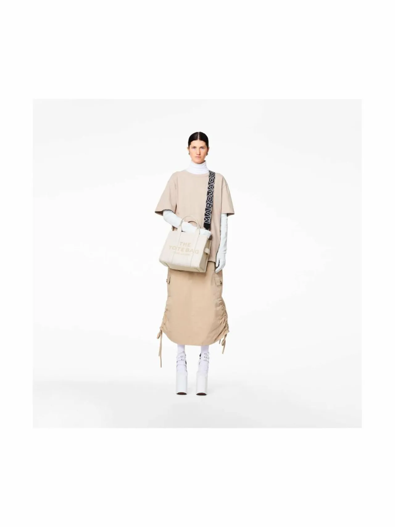 Shopperit<Marc Jacobs The Strap -laukunhihna 018 BLACK/SILVER