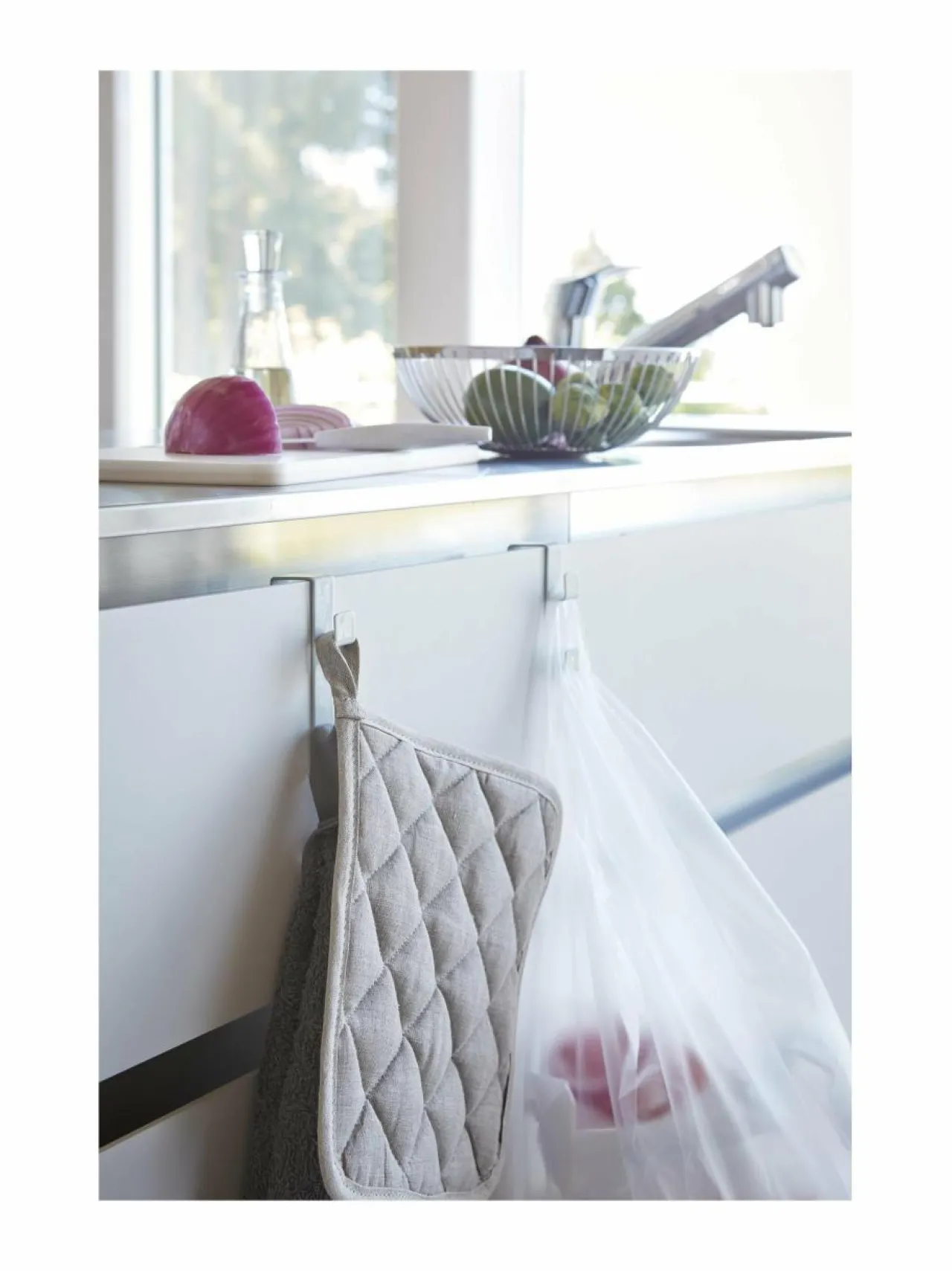 Säilytys<Yamazaki Tower Under Sink Hook -koukku 2 kpl WHITE